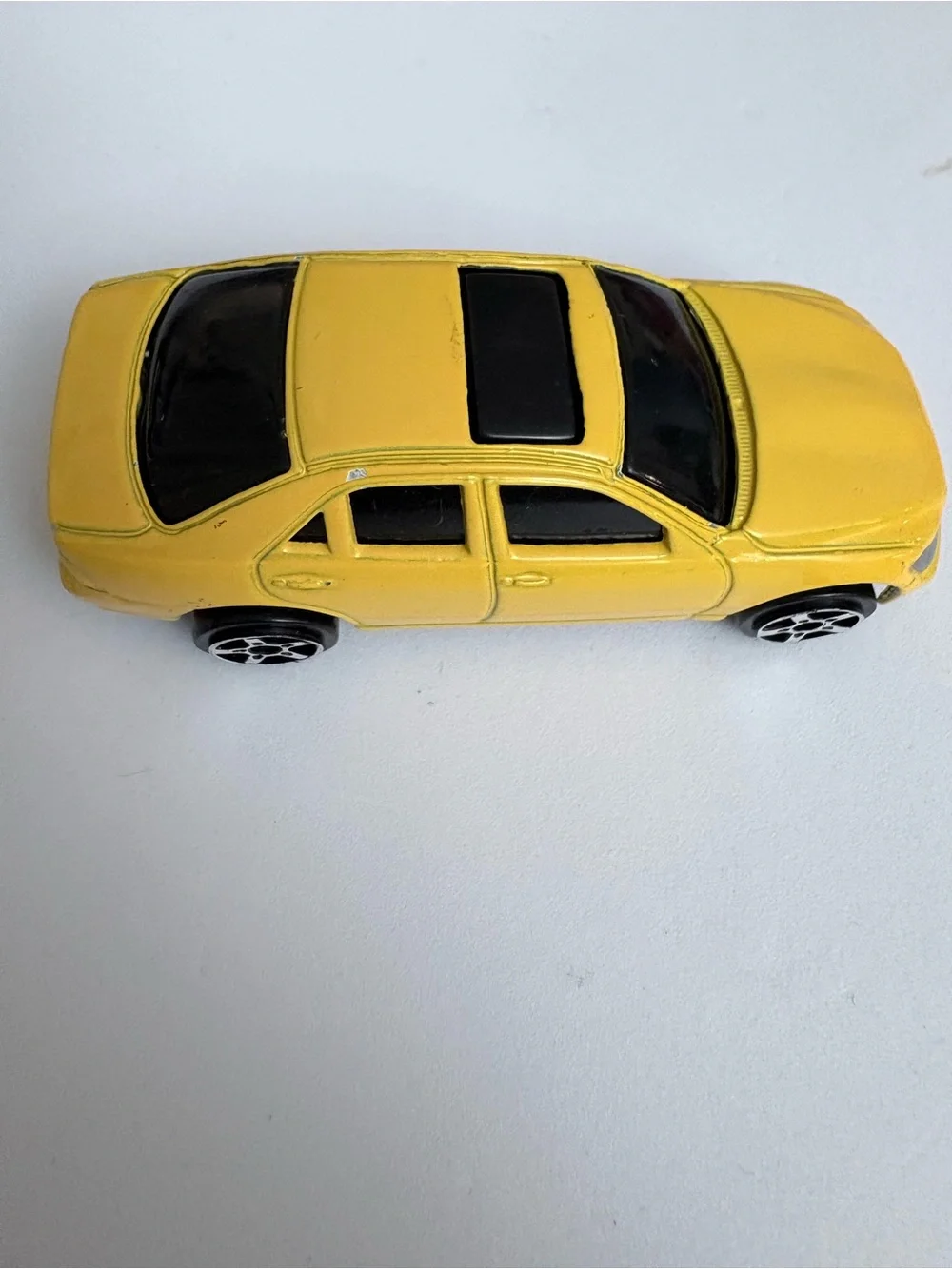 Maisto 1:64 Mercedes-Benz SLK 230 + Lexus IS300 Diecast Car Lot